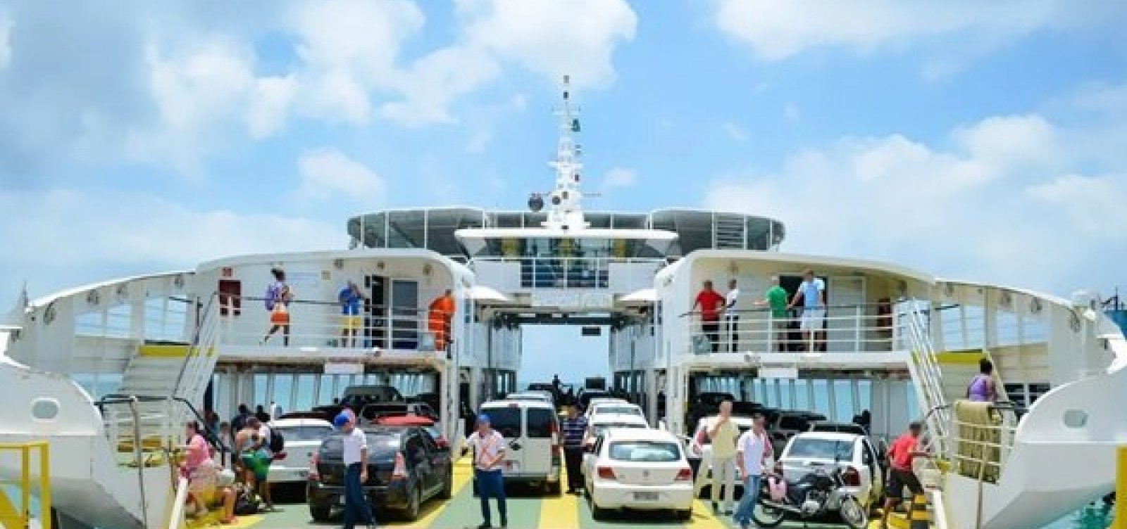 Fila do ferry chega a mais de 3 horas de espera após feriado de Carnaval