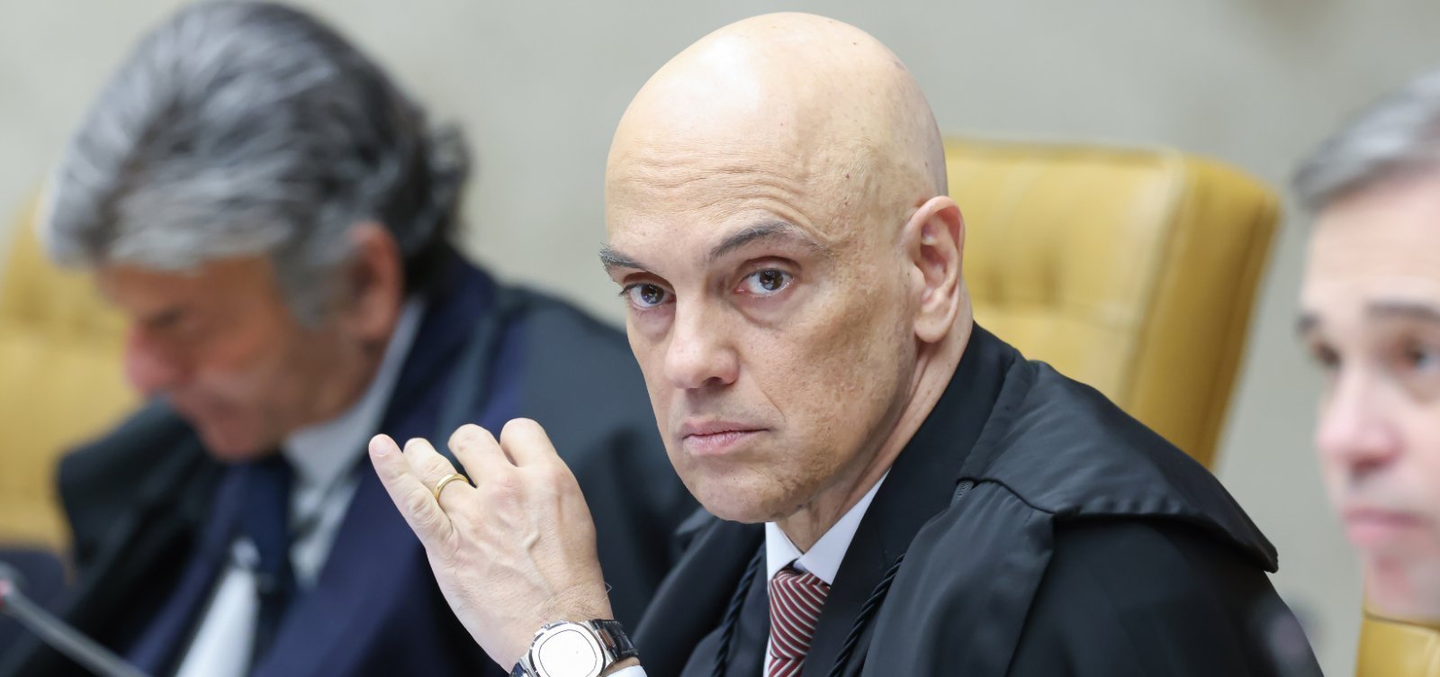 Alexandre de Moraes envia defesas de denunciados por atos golpistas à PGR