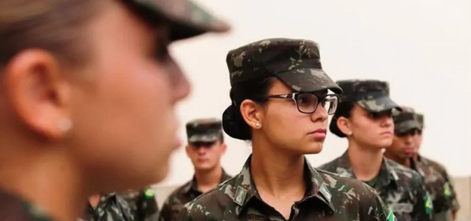 Nordeste e Sudeste lideram número de inscrições no alistamento militar feminino