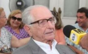 Edvaldo Brito ressalta a importância de Roberto Santos na política