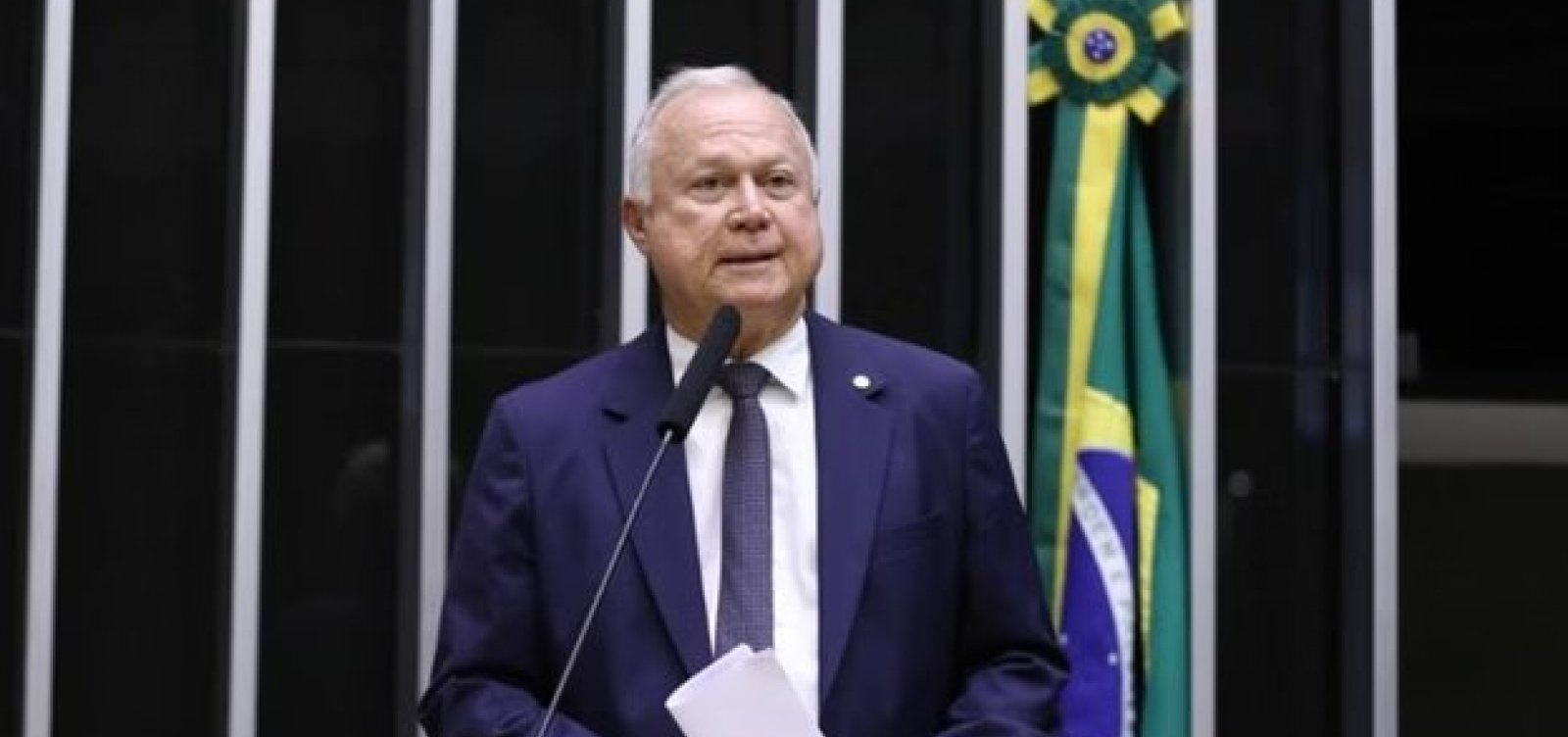 "Grande responsabilidade", diz Paulo Azi ao ser eleito presidente da CCJ