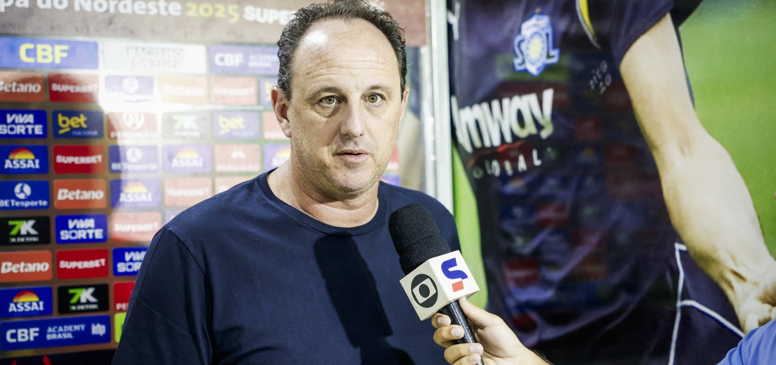 Ceni celebra sequência do Bahia e projeta final: "Jogo difícil no Barradão"