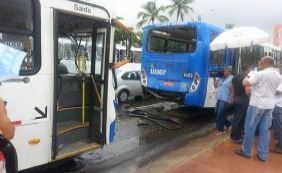 Dos 19 feridos em acidente de ônibus na Orla de Salvador, 15 estão internados