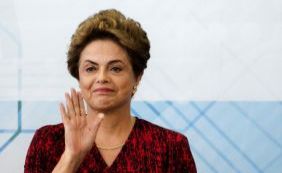 Dilma alfineta Temer e desconsidera renúncia: "Não contem com isso" 