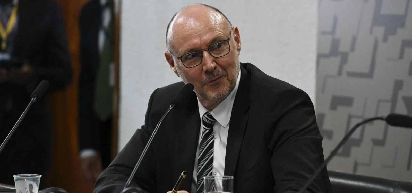 Atual e ex-diretor da Abin depõem à PF sobre suposta espionagem ilegal