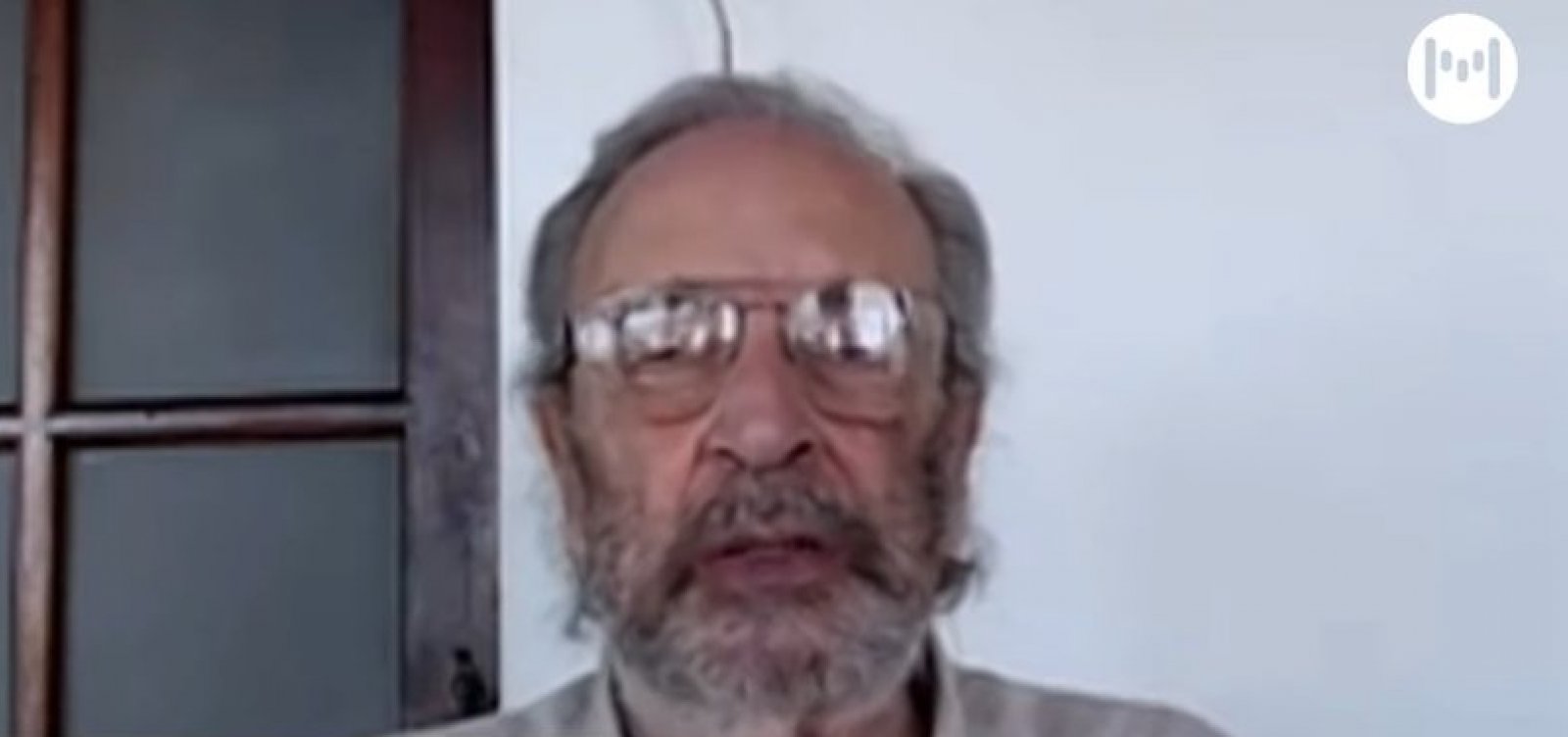 Fraude bilionária no INSS expõe negligência institucional, alerta Janio de Freitas