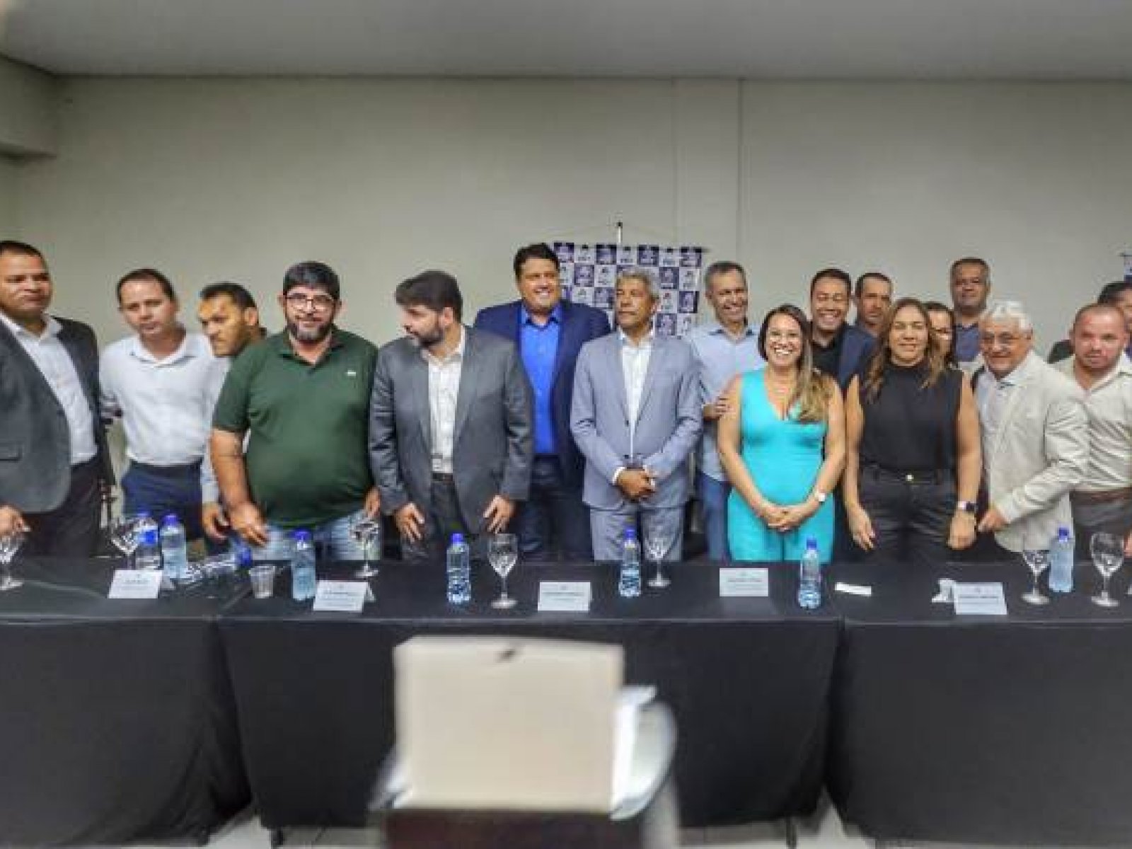 PDT oficializa retorno à base do governo e Jerônimo fala sobre espaços para partido
