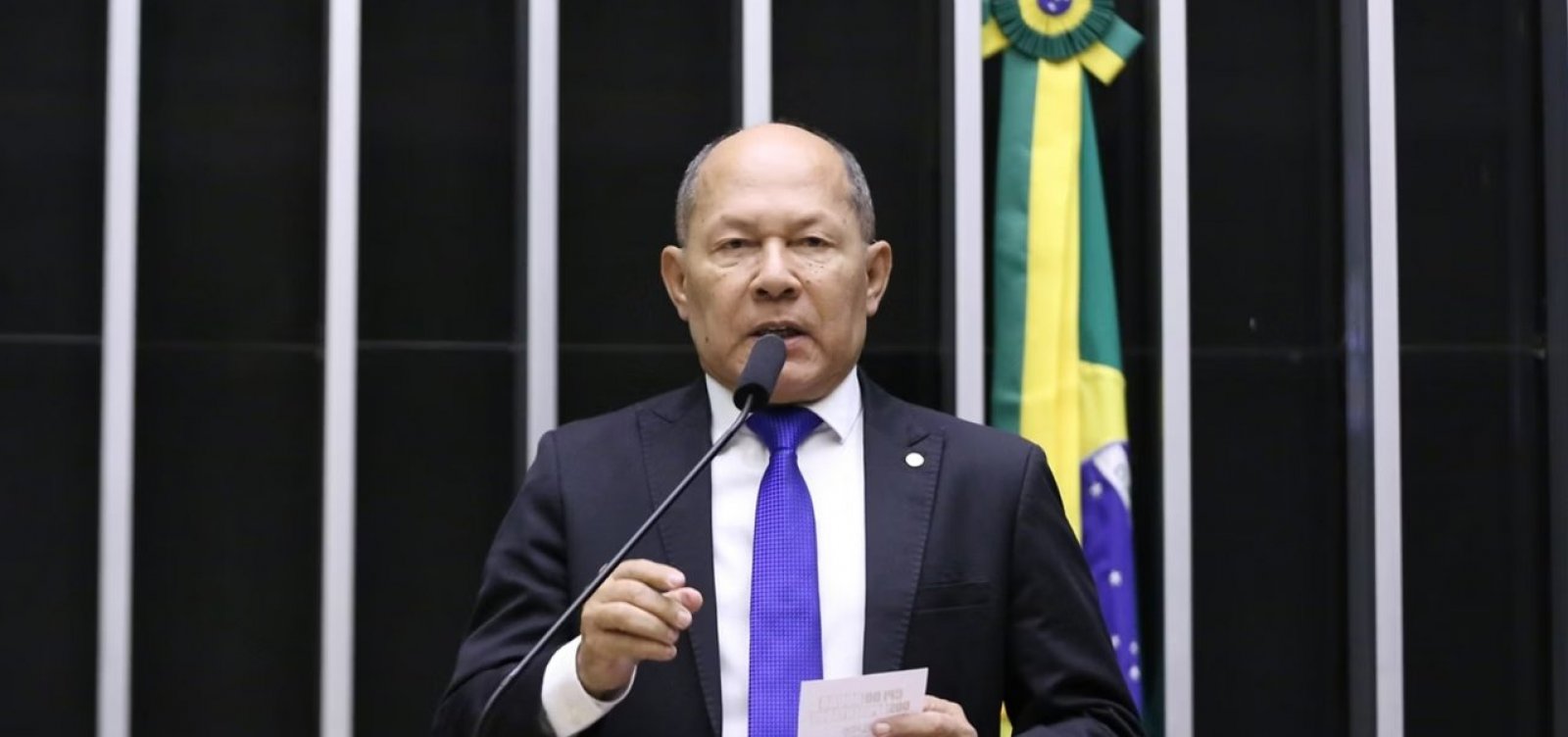 Oposição consegue assinaturas para pedir instauração da CPI do INSS na Câmara 