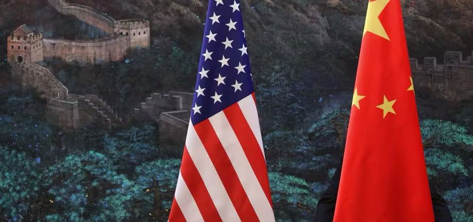 EUA procura China para renegociar tarifas comerciais, diz veículo de mídia chinês 