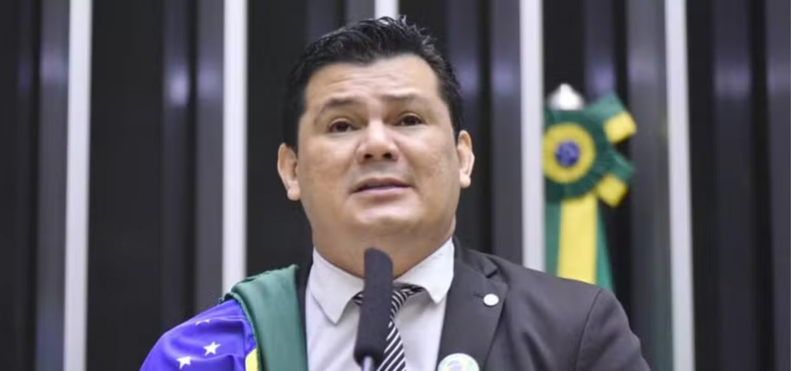 Direção da Câmara pede suspensão do mandato de Gilvan da Federal por ofensas a Gleisi Hoffmann