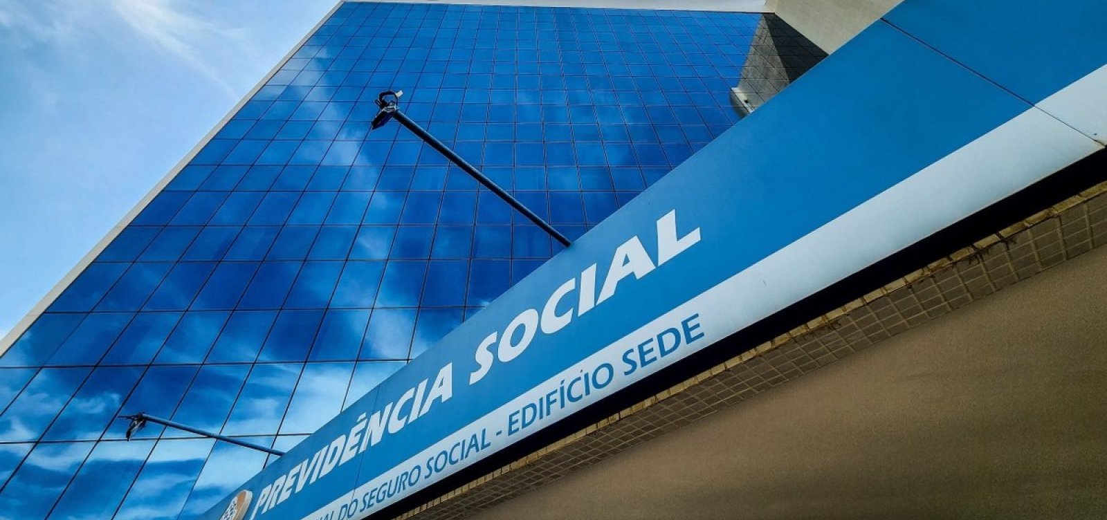 Agente da PF facilitou trânsito de suspeitos do INSS, diz investigação