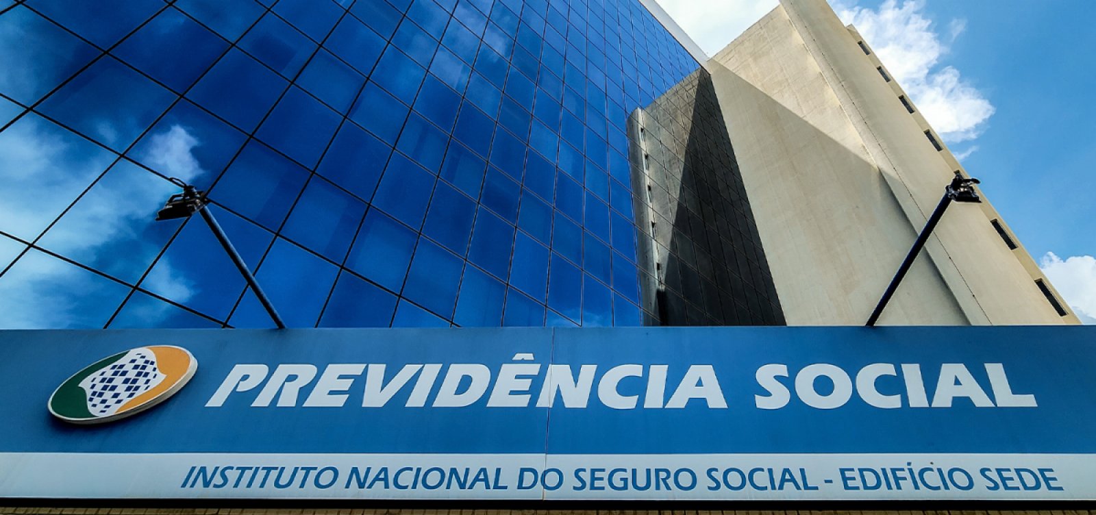 Novo ministro da Previdência e presidente do INSS se reúnem neste domingo