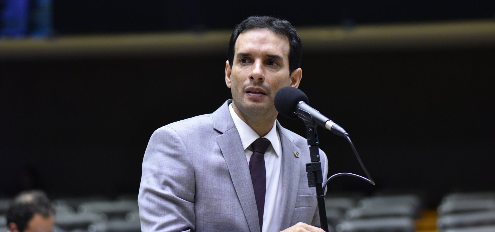 Exigências do PDT inviabilizam permanência de Leo Prates na sigla, afirmam caciques do partido