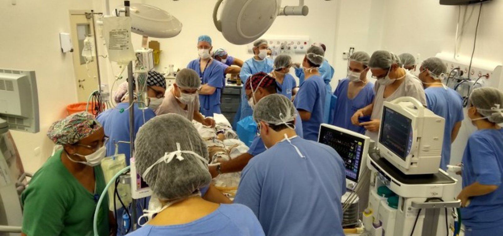Quase 50 mil médicos se formaram em cursos mal avaliados pelo MEC na última década