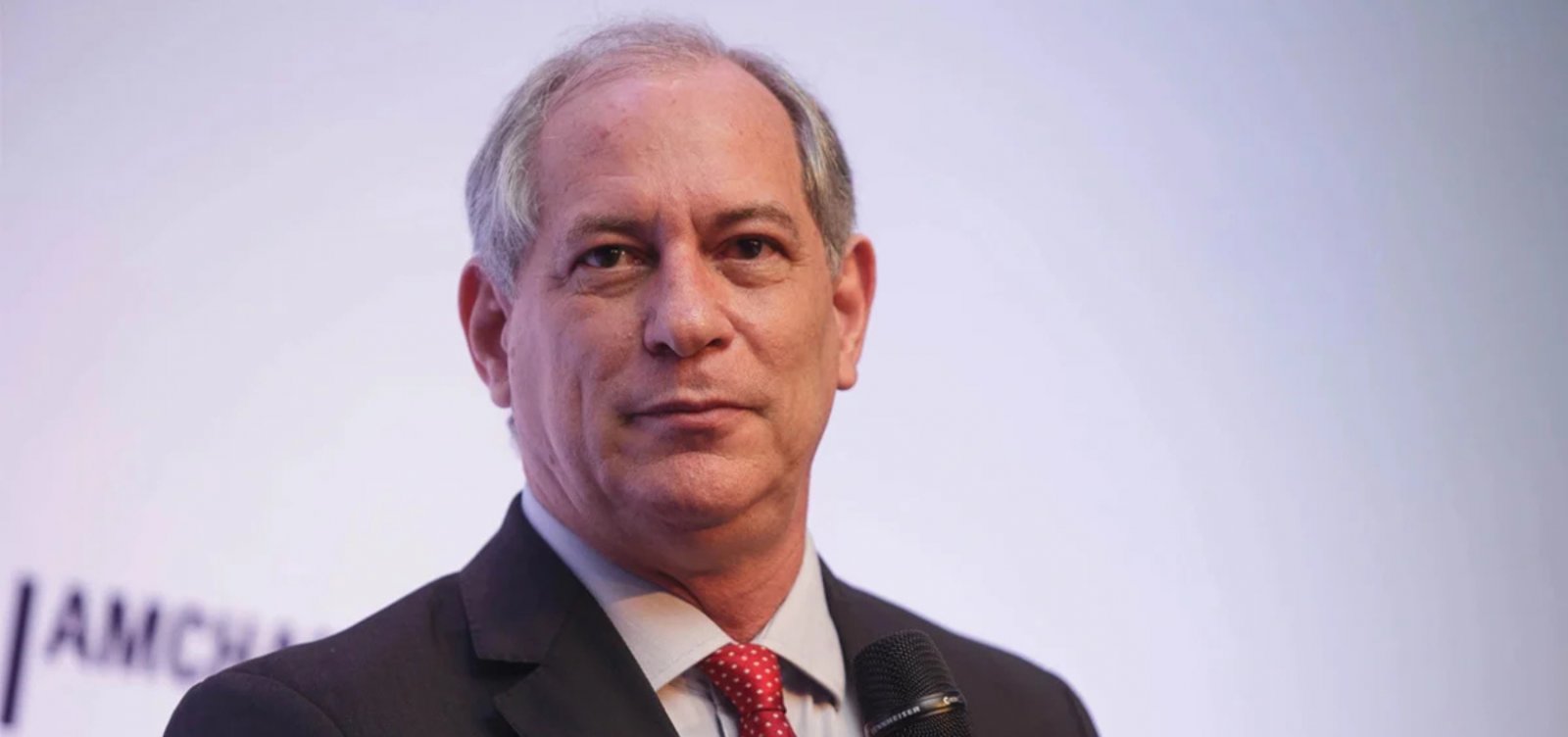 Ciro Gomes defende Lupi em meio a escândalo no INSS e critica escolha de Lula para Previdência 