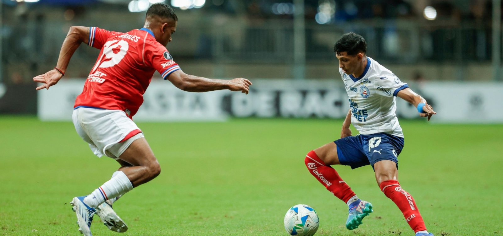 Bahia perde de virada para o Nacional e conhece sua 1ª derrota na Libertadores