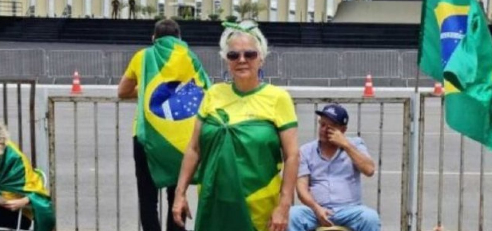 8/1: idosa condenada por atos golpistas deixa presídio e vai para prisão domiciliar