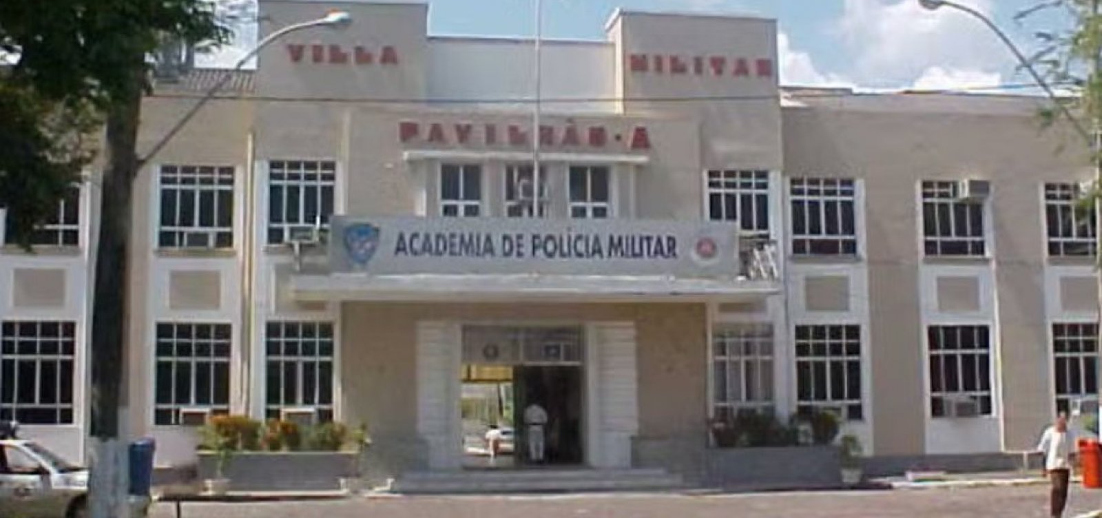 Polícia Militar da Bahia investiga exaltação a nazista em publicação nas redes sociais da Academia