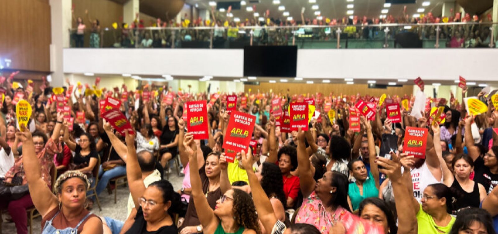 Professores da rede municipal mantêm greve após rejeitar proposta da prefeitura de Salvador
