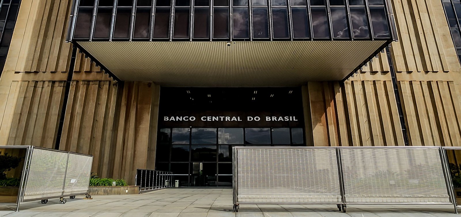 Bancos Centrais do Brasil e da China assinam acordo de troca de moedas