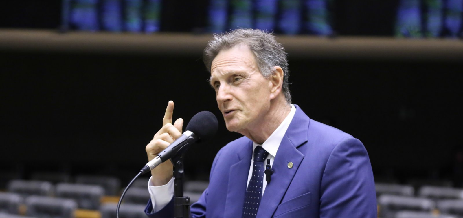 Justiça bloqueia R$ 320 milhões de Crivella e outros por irregularidades na pandemia