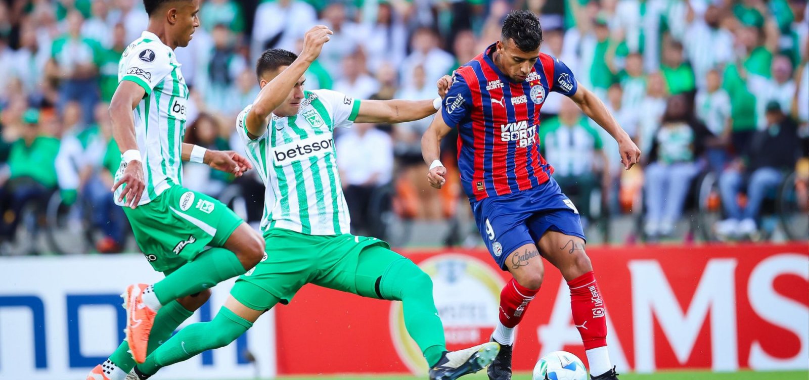 Bahia perde para o Atlético Nacional e se complica na Libertadores
