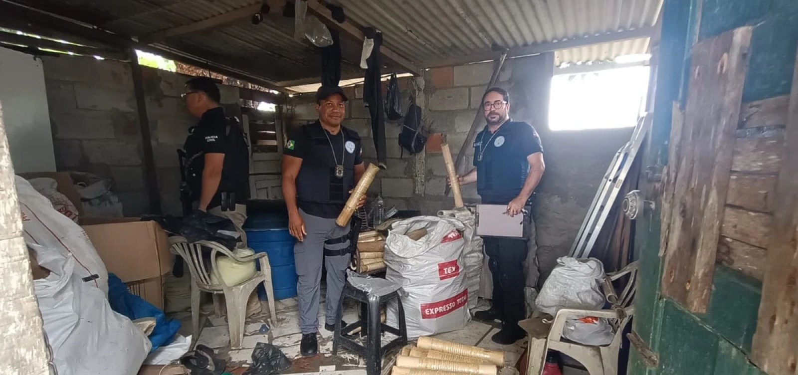 Operação apreende 20 mil caixas de fogos irregulares no interior da Bahia