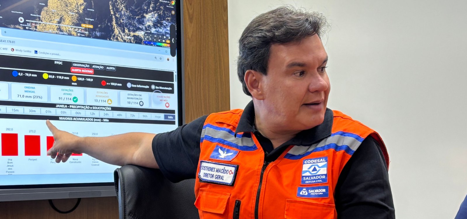 Chuvas devem se intensificar com nova frente fria nesta sexta-feira e sábado, alerta Sosthenes Macedo