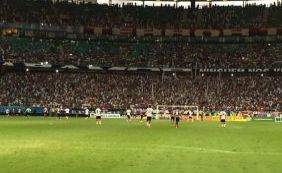 Vitória segura o Bahia na Fonte Nova e é campeão baiano