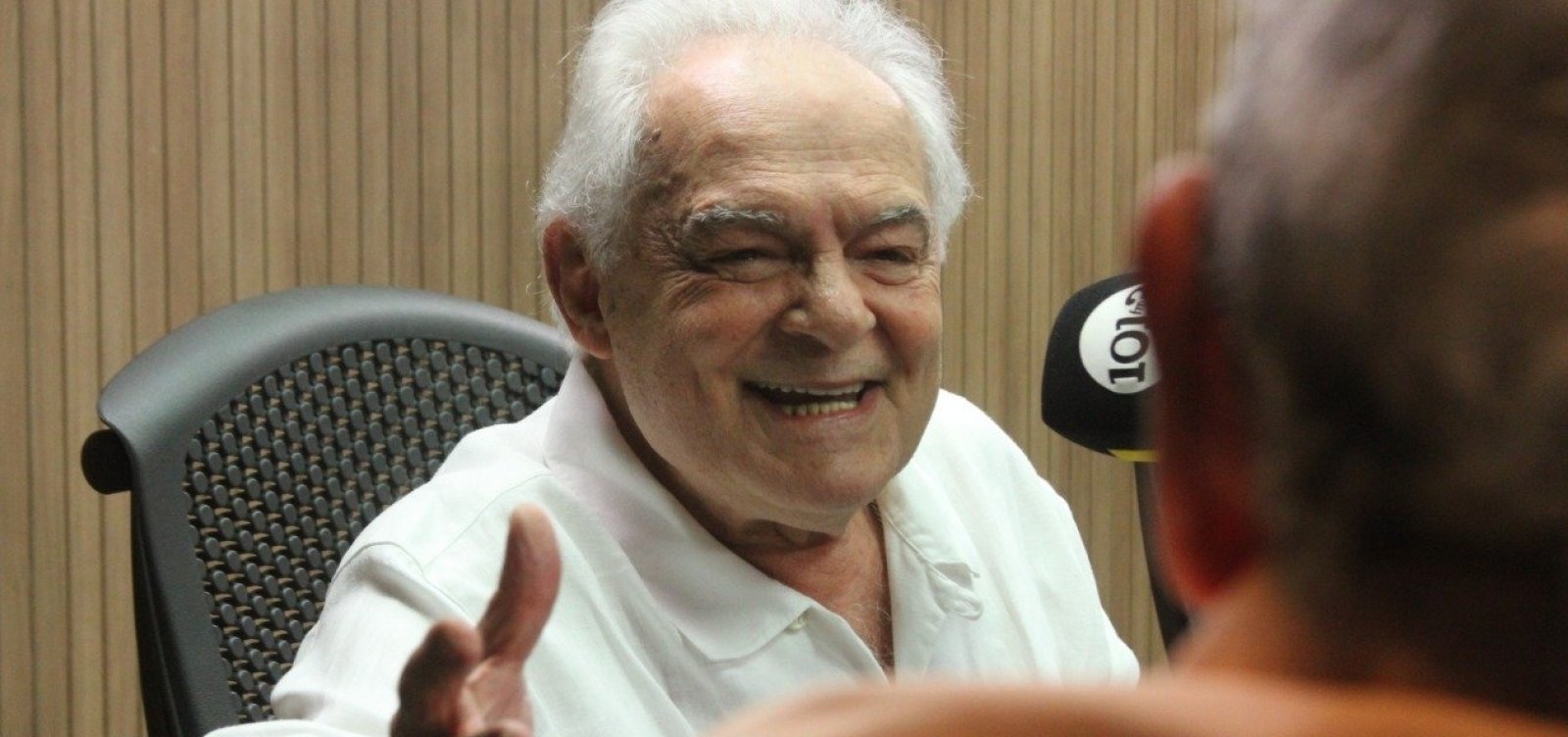 Othon Bastos destaca pioneirismo da UFBA aos 80 anos e reforça papel formador: “O teatro me moldou”