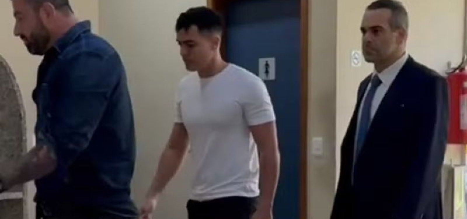 Após 10 meses, influencer que matou noivo no RJ se entrega à polícia