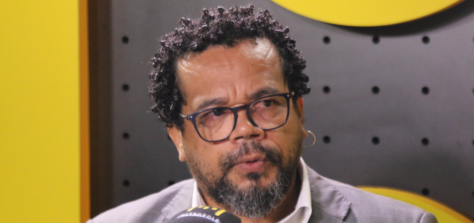 "Além de descumprir o piso, o prefeito desrespeita o movimento", diz Kleber Rosa sobre greve dos professores