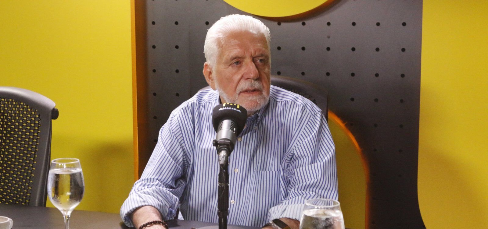 Mário Kertész entrevista Jaques Wagner nesta segunda, na Rádio Metropole