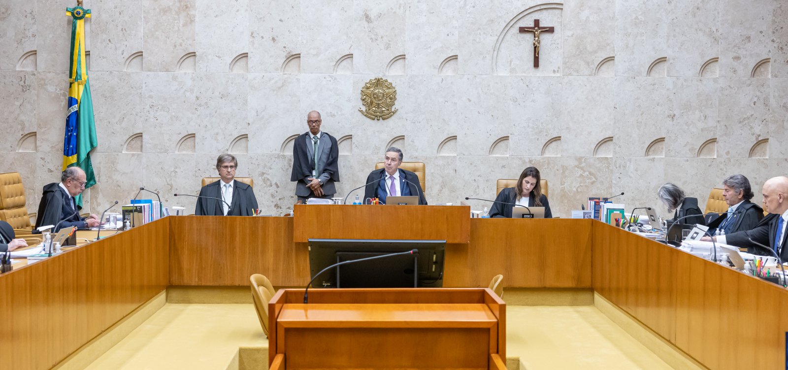 Ministros do STF veem influência de Musk sobre eventuais sanções de Trump a Moraes