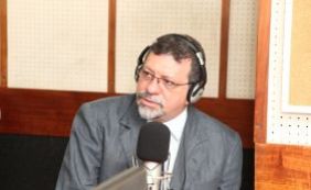 Florence evita comemorar anulação do impeachment: "Eu me resguardo"