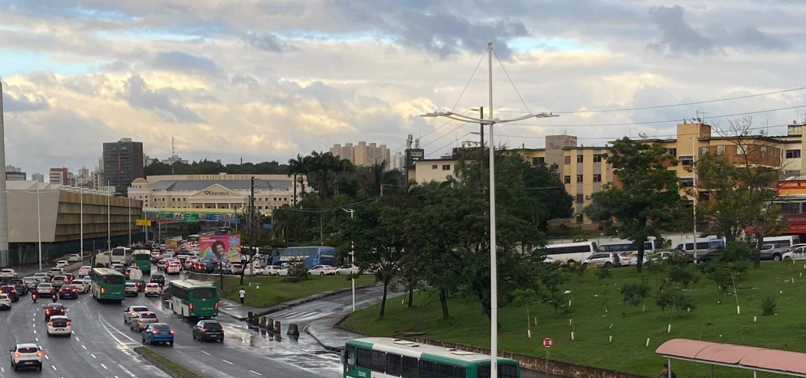 Cidade de gargalos: veja pontos históricos de congestionamento em Salvador e principais causas