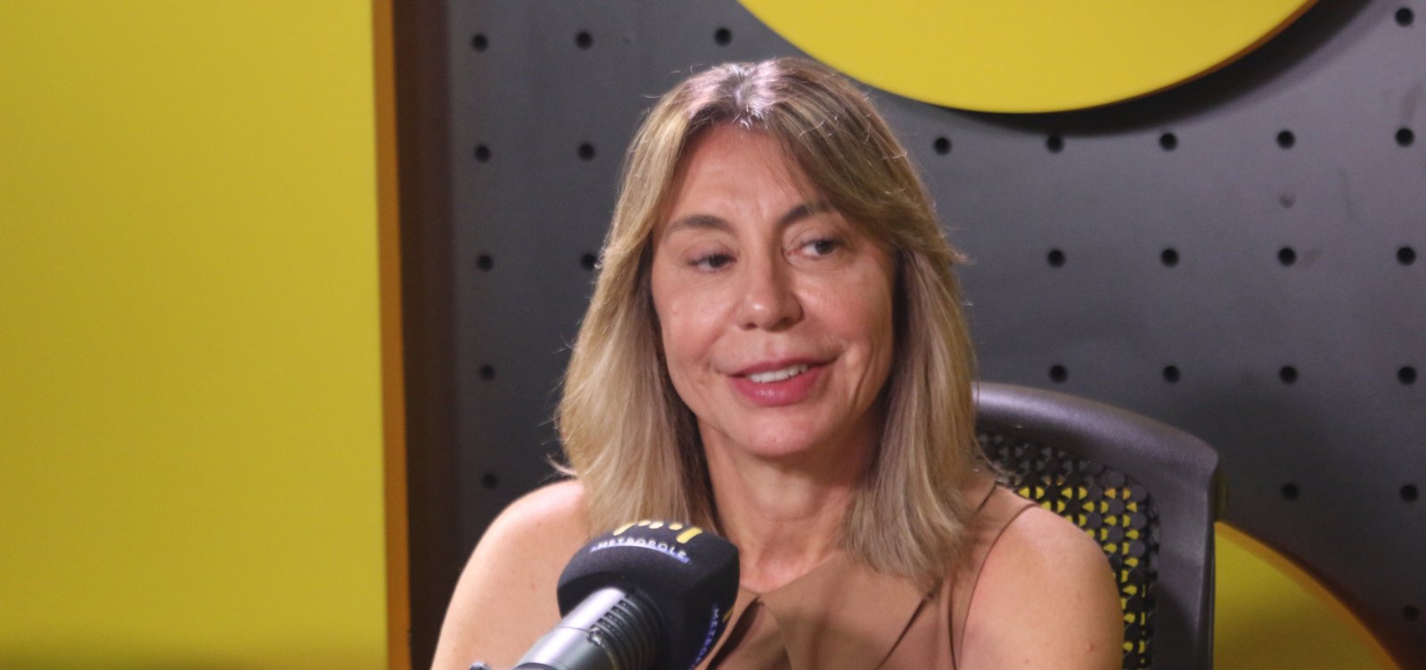 Silvânia Rocha defende odontologia como especialização do curso de medicina