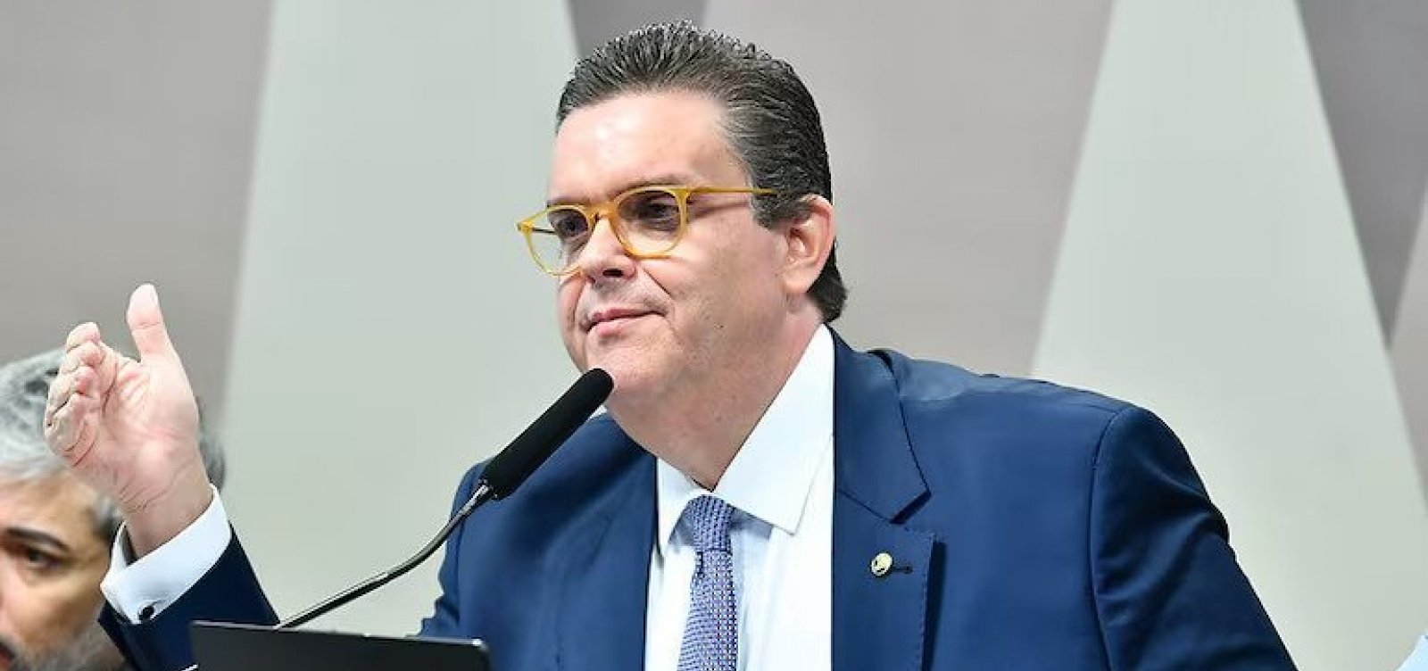 Governo quer ressarcir todas as vítimas de fraude do INSS antes do fim do ano, diz ministro