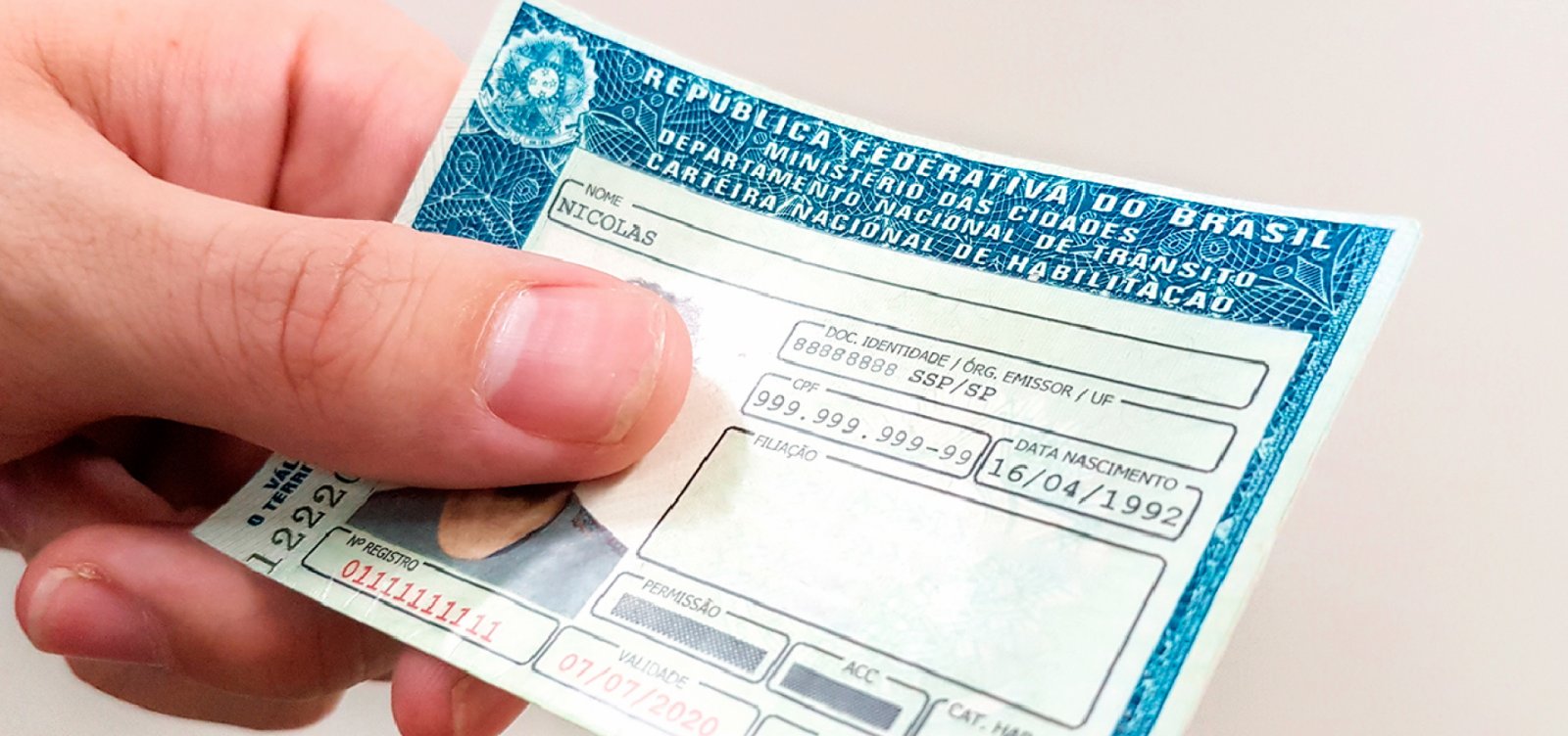 Bahia abre 12 mil vagas para CNH gratuita para estudantes e inscritos no CadÚnico