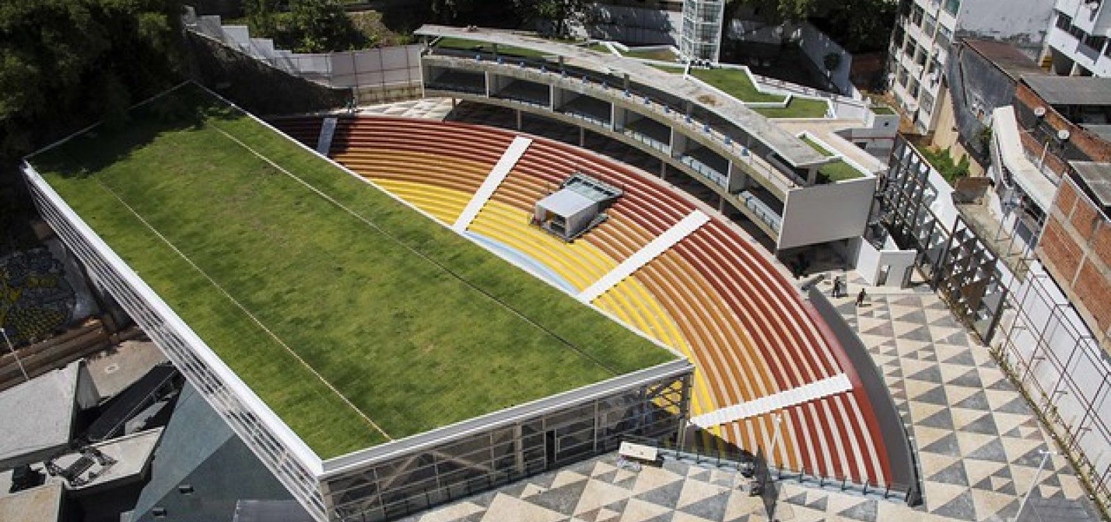 Acesso à Concha Acústica do TCA é alterado devido a obras em Salvador