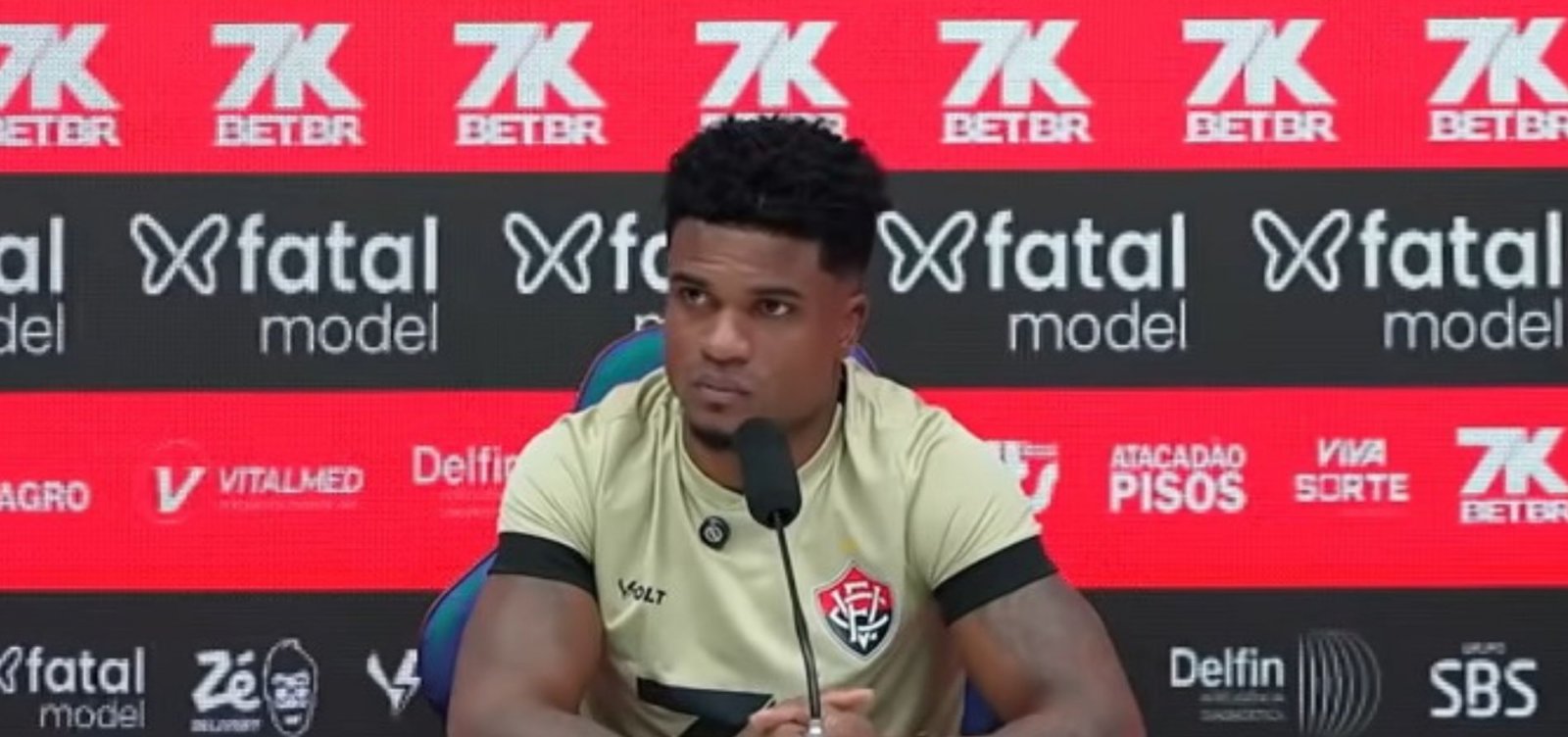 Jamerson valoriza empate do Vitória com o Corinthians: "Grupo está de parabéns"