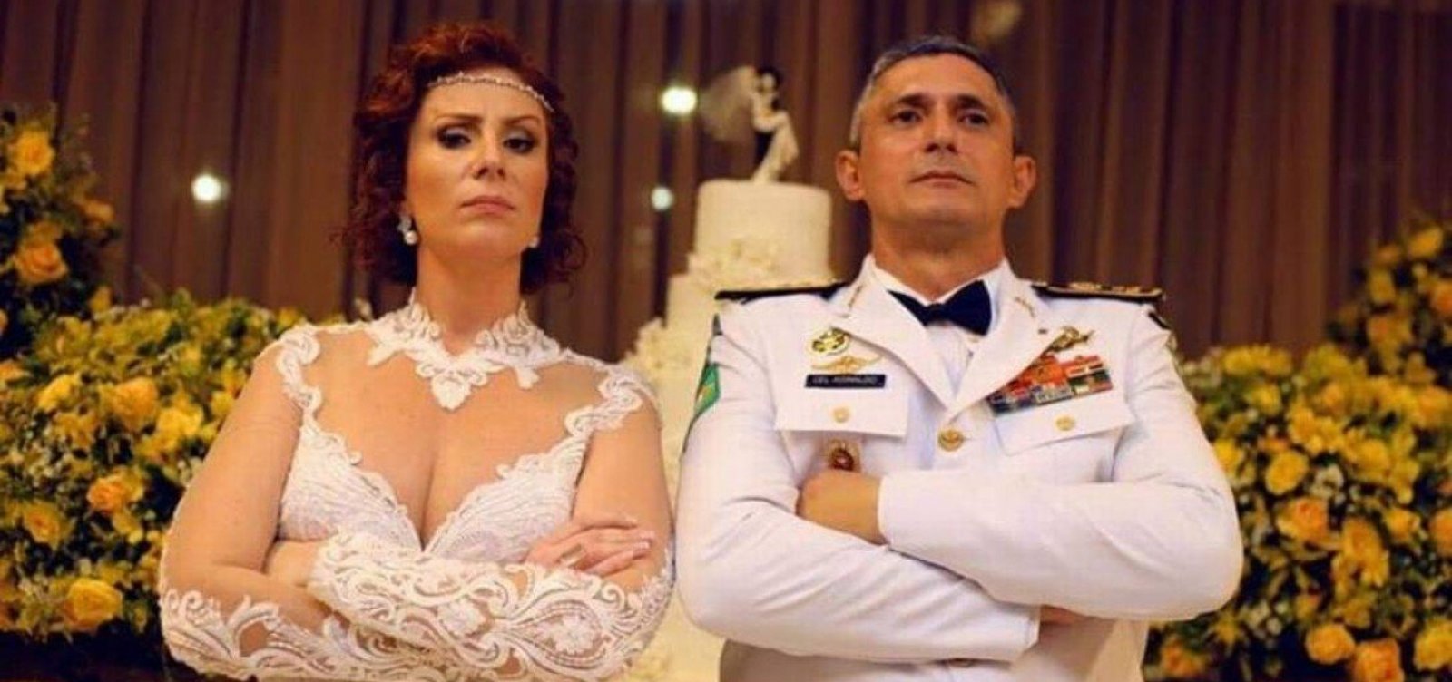 Marido de Carla Zambelli pediu licença do cargo de secretário 15 dias antes da deputada deixar do Brasil