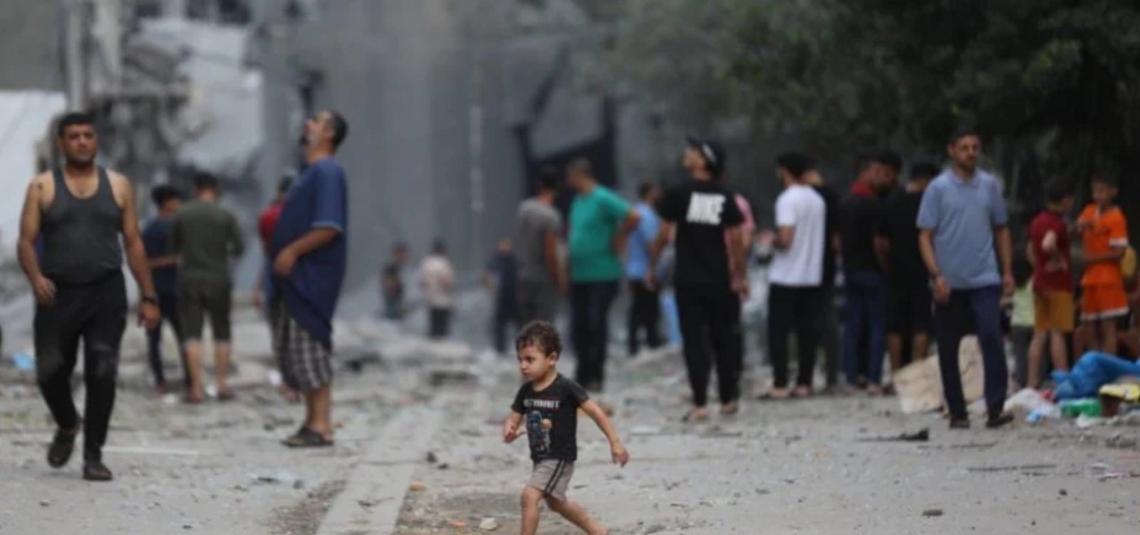 Grupo de ajuda humanitária suspende entregas de alimentos em Gaza