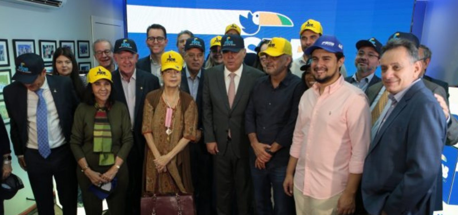 Convenção nacional do PSDB aprova fusão com o Podemos