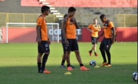 Vitória terá quatro mudanças no time titular que enfrenta a Portuguesa