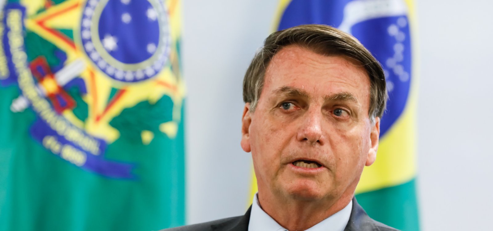 Bolsonaro afirma que repassou R$ 2 milhões a Eduardo Bolsonaro e nega vínculo com Zambelli