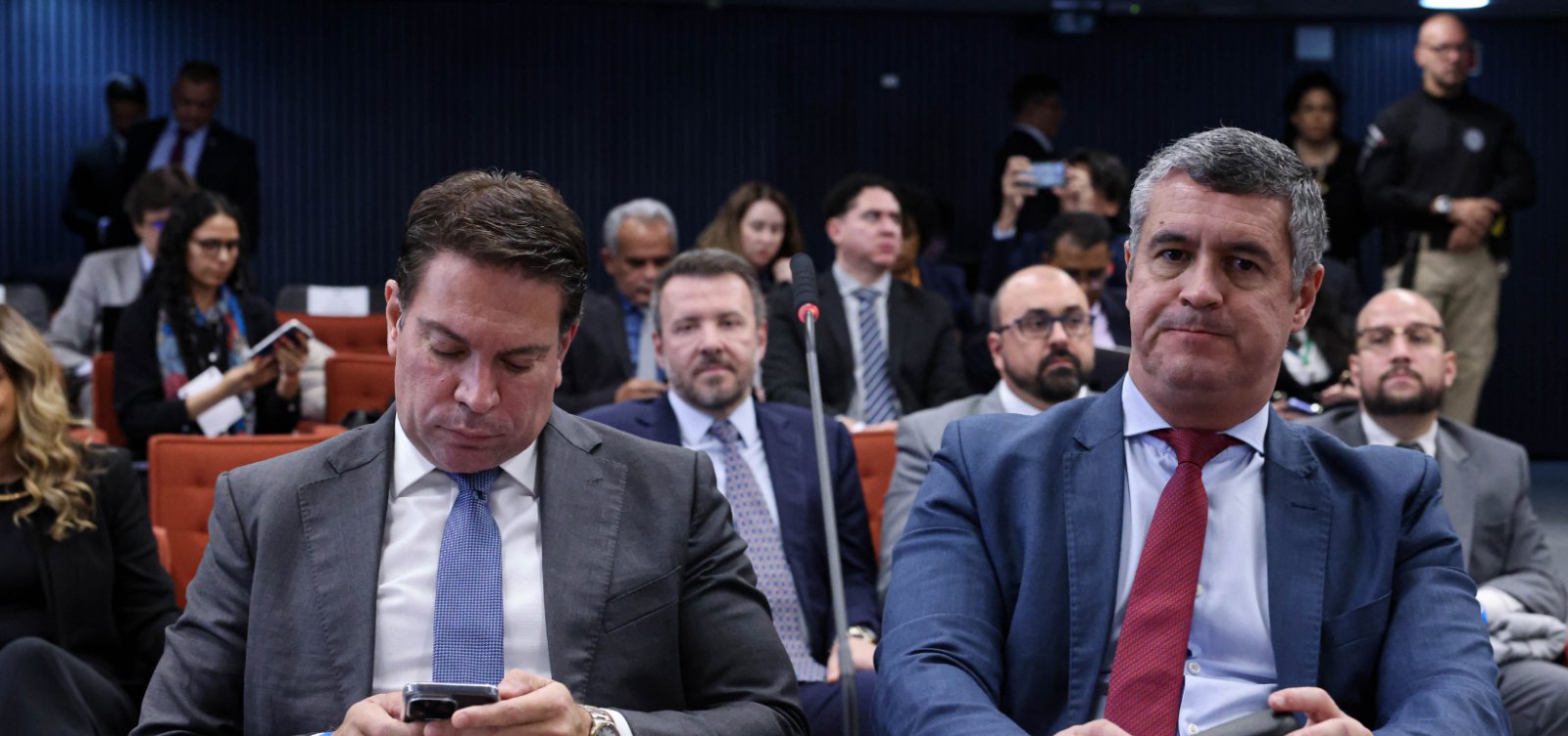 STF inicia interrogatório de Alexandre Ramagem sobre a trama golpista