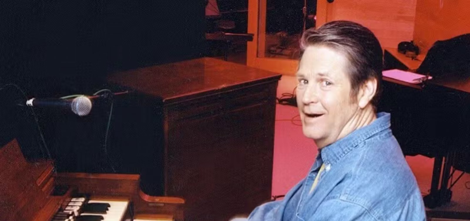 Morre Brian Wilson, fundador dos Beach Boys, aos 82 anos