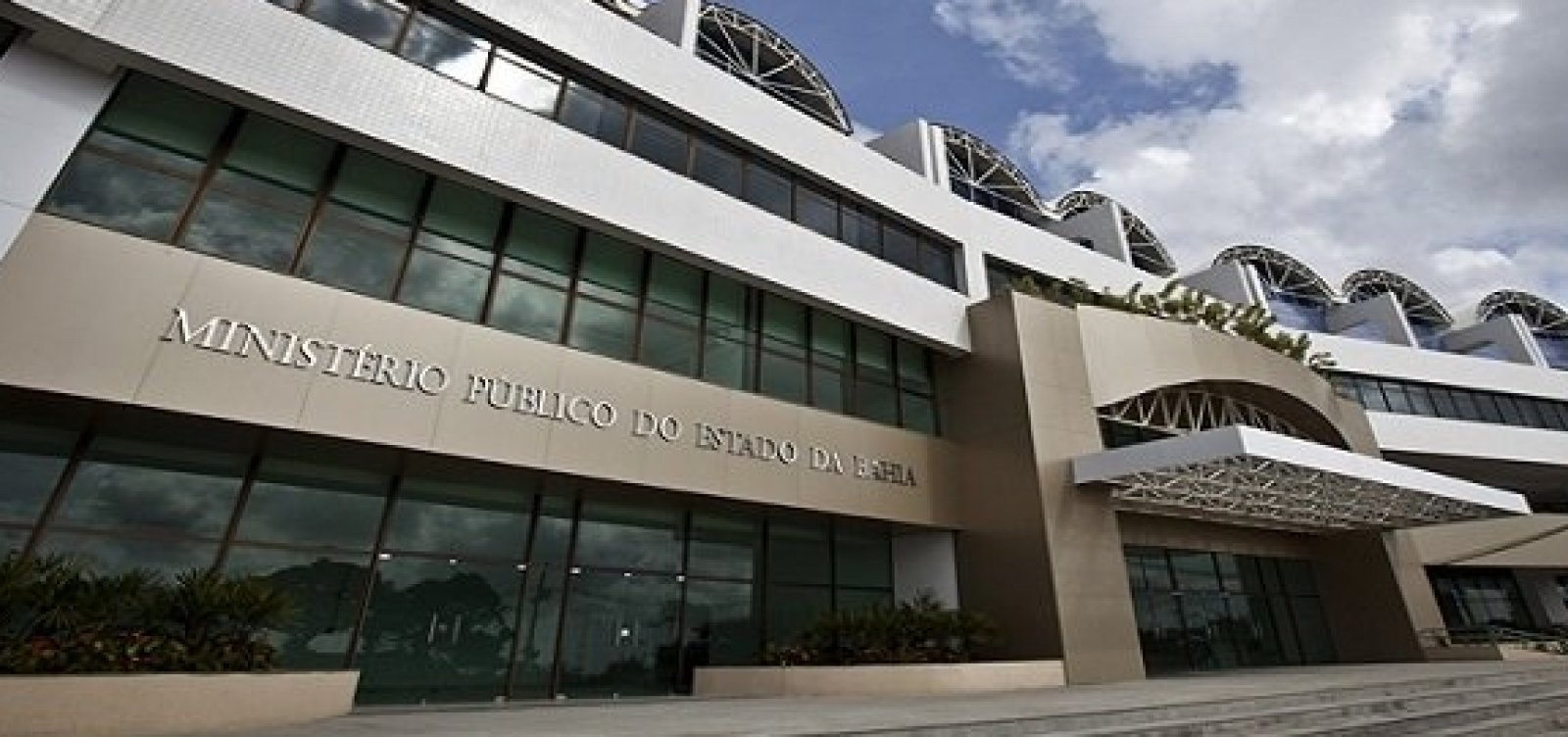  MP-BA investiga demolição de terreiro de candomblé em Salvador