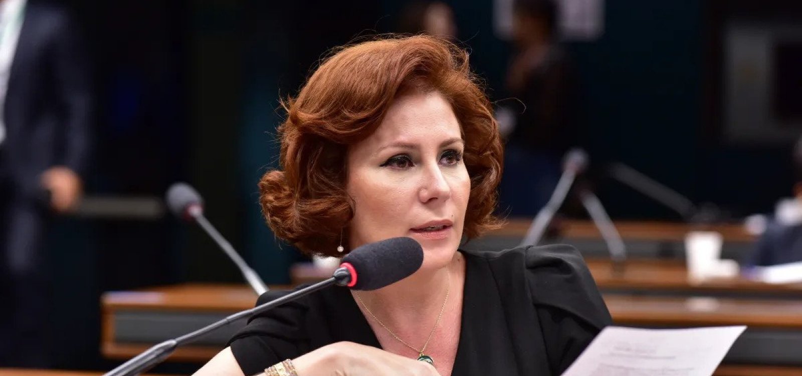 Itamaraty entrega a autoridades italianas pedido de extradição de Carla Zambelli